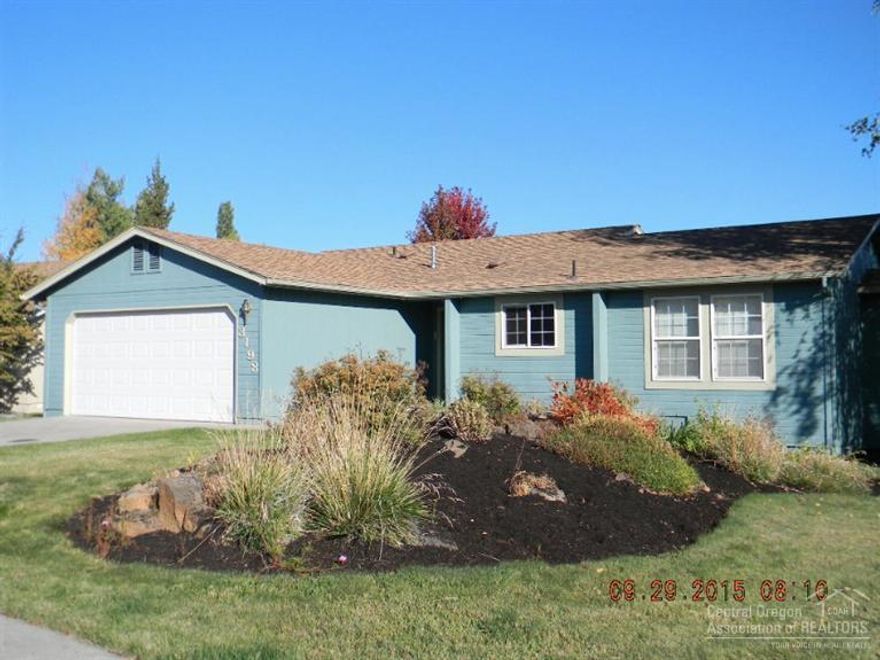 Great Starter home in Providence located on a large corner lot. Fully fenced yard with room for toys. Fully landscaped front and back with sprinkler system for easy maintenance. Close to community park, shopping, hospital and more. A Great buy!