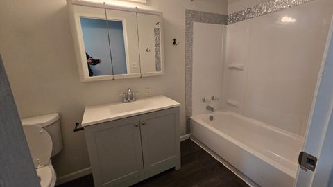 Tiny photo for 1320 Summers Lane, Klamath Falls, OR 97603 (MLS # 220214064)