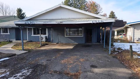 Tiny photo for 1320 Summers Lane, Klamath Falls, OR 97603 (MLS # 220214064)