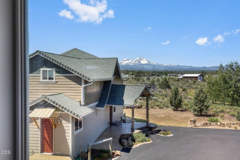 Tiny photo for 66967 Lance Road, Bend, OR 97703 (MLS # 220222631)