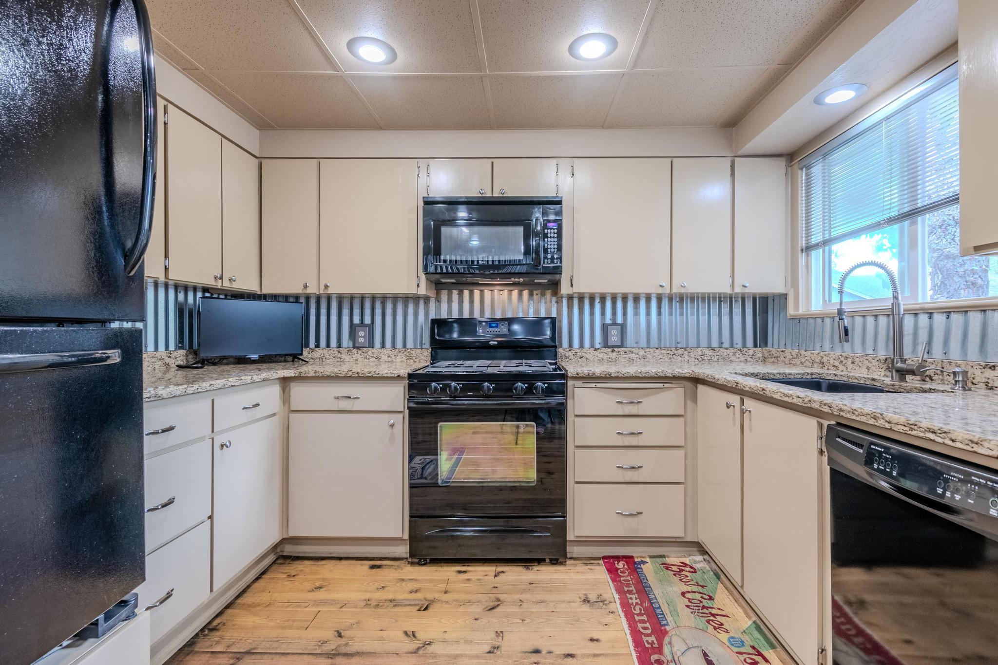 Tuttles Second Addition To Medford - Residential