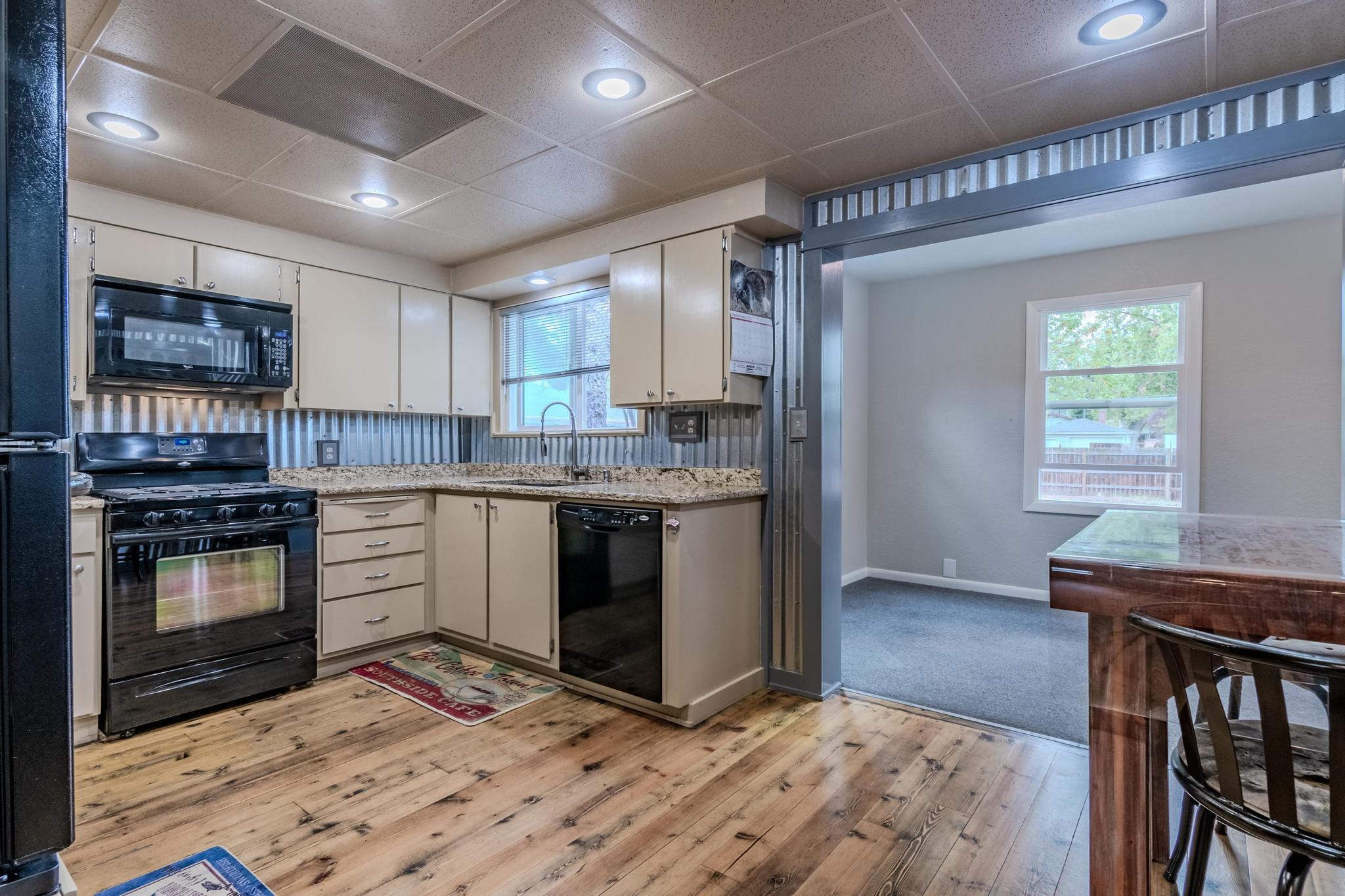 Tuttles Second Addition To Medford - Residential