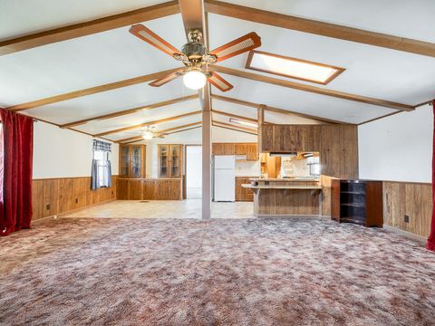 Tiny photo for 3440 Boardman Avenue, Klamath Falls, OR 97603 (MLS # 220217688)