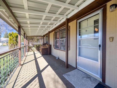 Tiny photo for 3440 Boardman Avenue, Klamath Falls, OR 97603 (MLS # 220217688)