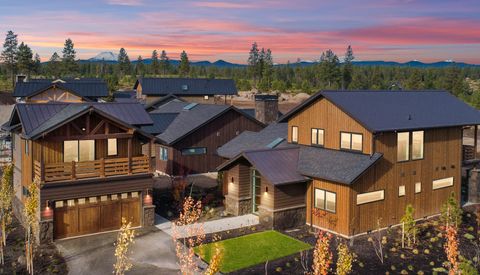 Tiny photo for 19120 Gateway Loop, Bend, OR 97702 (MLS # 220210308)
