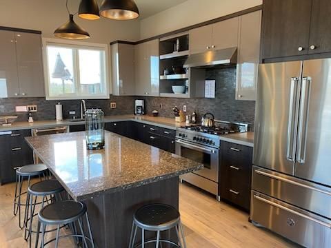 Tiny photo for 19120 Gateway Loop, Bend, OR 97702 (MLS # 220210308)
