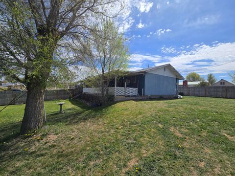 Tiny photo for 373 NW McDonald Road, Prineville, OR 97754 (MLS # 220219723)