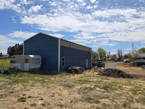 Tiny photo for 373 NW McDonald Road, Prineville, OR 97754 (MLS # 220219723)