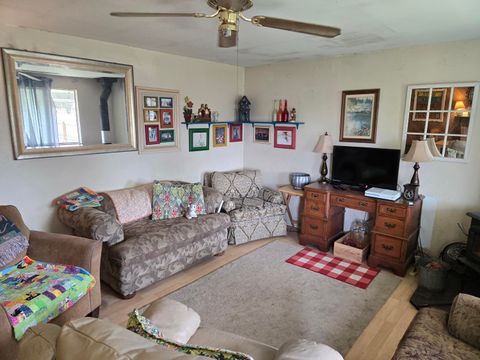 Tiny photo for 373 NW McDonald Road, Prineville, OR 97754 (MLS # 220219723)
