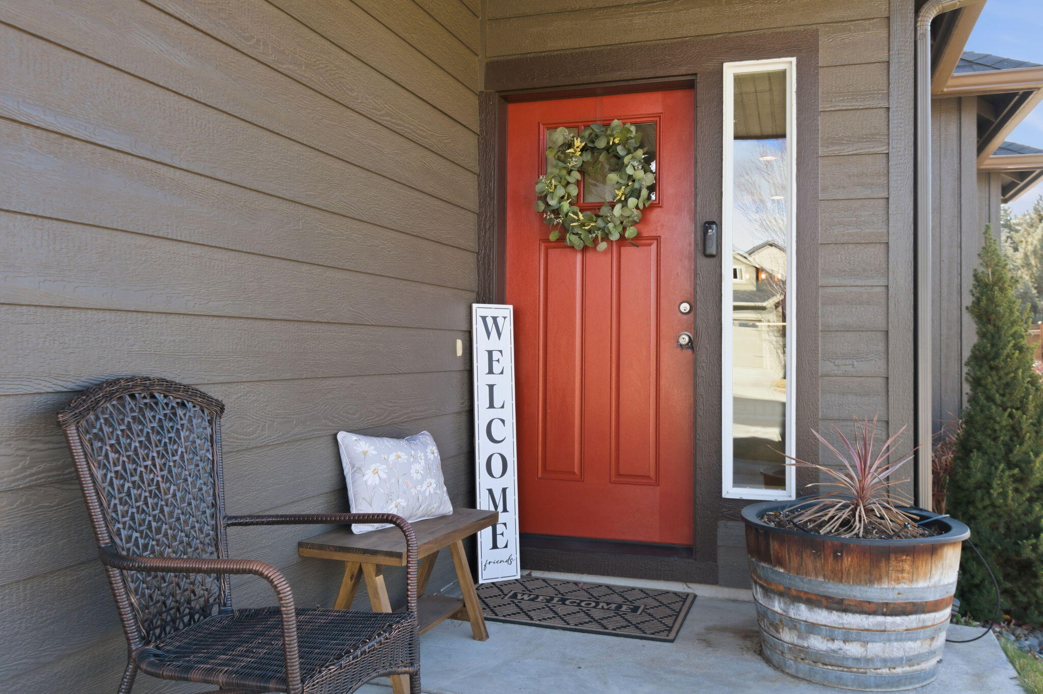 21331 NE Eagle Crossing Avenue