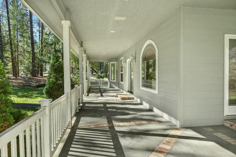 Tiny photo for 150 Ridgefield Road, Grants Pass, OR 97527 (MLS # 220217453)