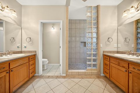 Tiny photo for 150 Ridgefield Road, Grants Pass, OR 97527 (MLS # 220217453)