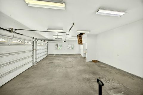 Tiny photo for 150 Ridgefield Road, Grants Pass, OR 97527 (MLS # 220217453)