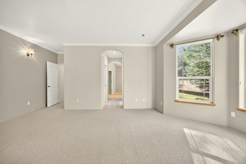 Tiny photo for 150 Ridgefield Road, Grants Pass, OR 97527 (MLS # 220217453)