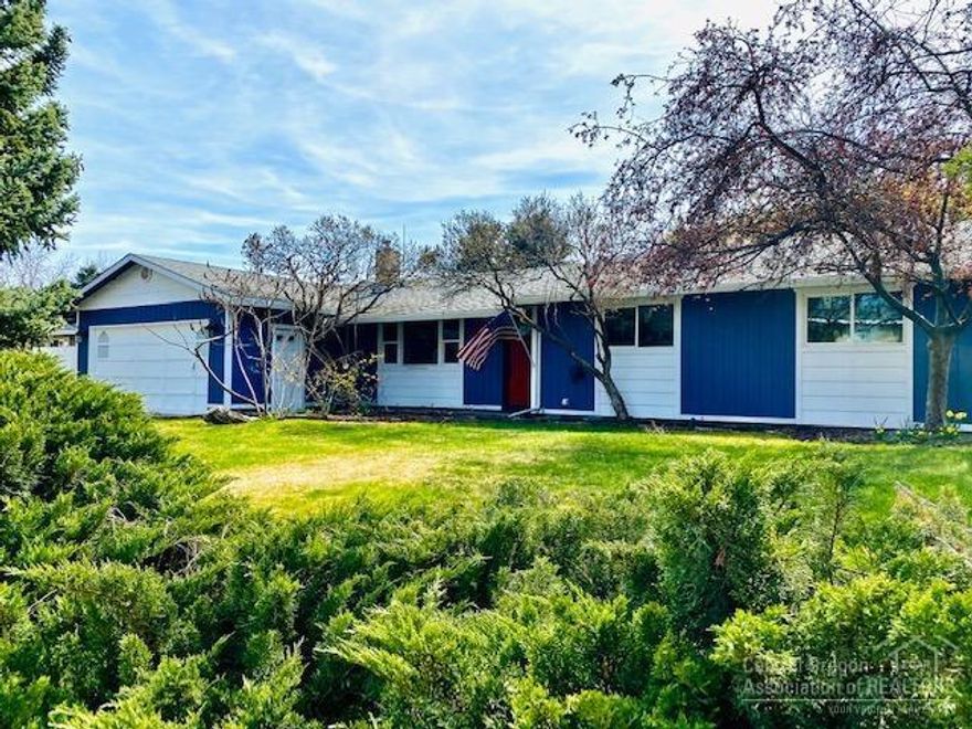 Contact Listing Office for showings at 509-808-5393 w/1 hour notice. There is a converted portion of the garage that is a bonus room w/electrical & plumbing. Stubbed for gas. Sellers were preparing to make a laundry space for stackable machines in the corner w/sink adjacent. Room in unpermitted.