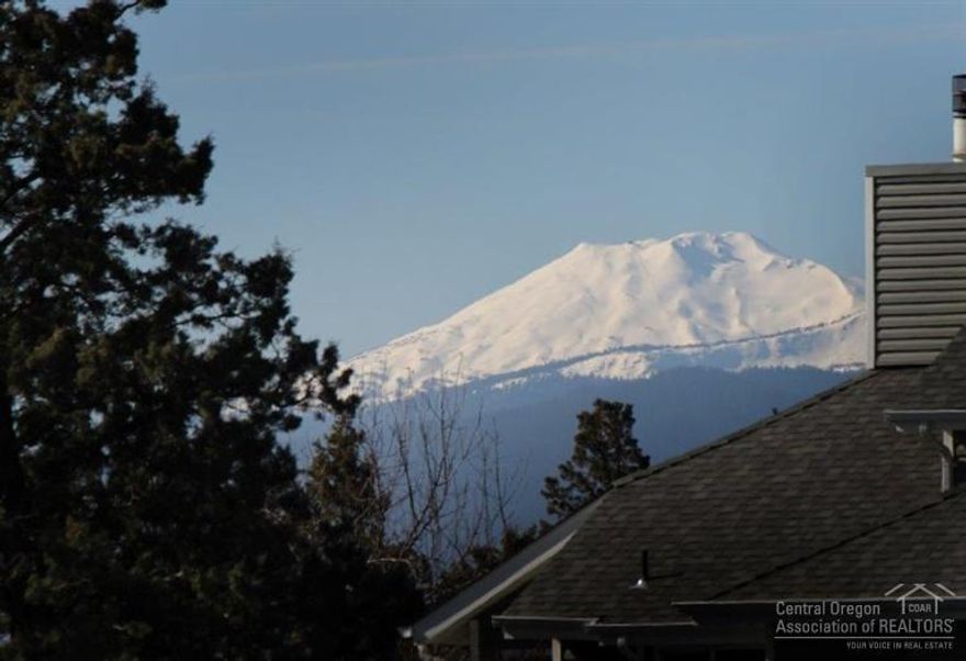 Beautiful updated single story Starwood home with gorgeous Cascade Mountain views. Wonderful floor plan with two master suites. Many upgrades including newer carpet, interior paint, French doors, stone surround fireplace & lush landscaping. Built-in sound system throughout home. 2.5 car garage will hold all your toys. On a greenbelt and very close to community park. Gourmet kitchen with gas appliances.