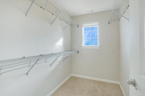 Tiny photo for 63169 NE Hadley Place, Bend, OR 97701 (MLS # 220217290)