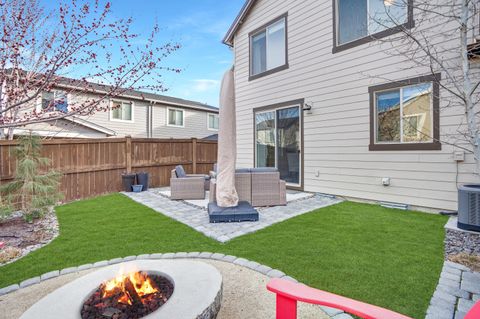 Tiny photo for 63169 NE Hadley Place, Bend, OR 97701 (MLS # 220217290)