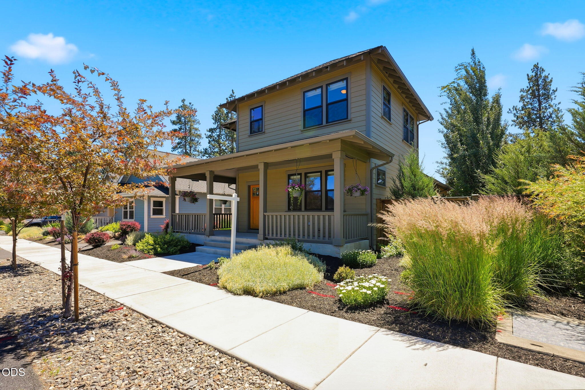 1035 E Horse Back Trail