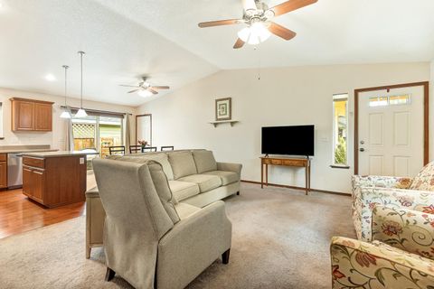 63289 NW Newhall Place Bend OR 97703