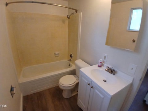Tiny photo for 1340 Dowell Road, Grants Pass, OR 97527 (MLS # 220225907)