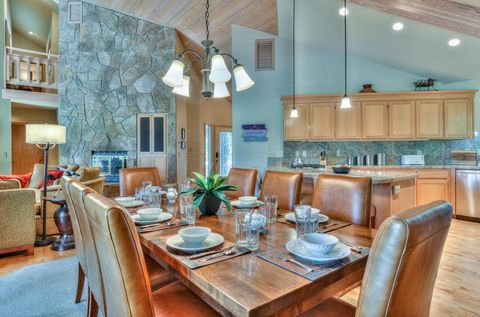 Tiny photo for 57377 Pole House Lane #1, Sunriver, OR 97707 (MLS # 220213081)