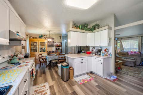 Tiny photo for 7800 NW Lamonta Road, Prineville, OR 97754 (MLS # 220226139)
