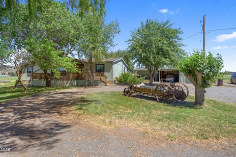 Tiny photo for 7800 NW Lamonta Road, Prineville, OR 97754 (MLS # 220226139)