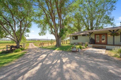 Tiny photo for 7800 NW Lamonta Road, Prineville, OR 97754 (MLS # 220226139)