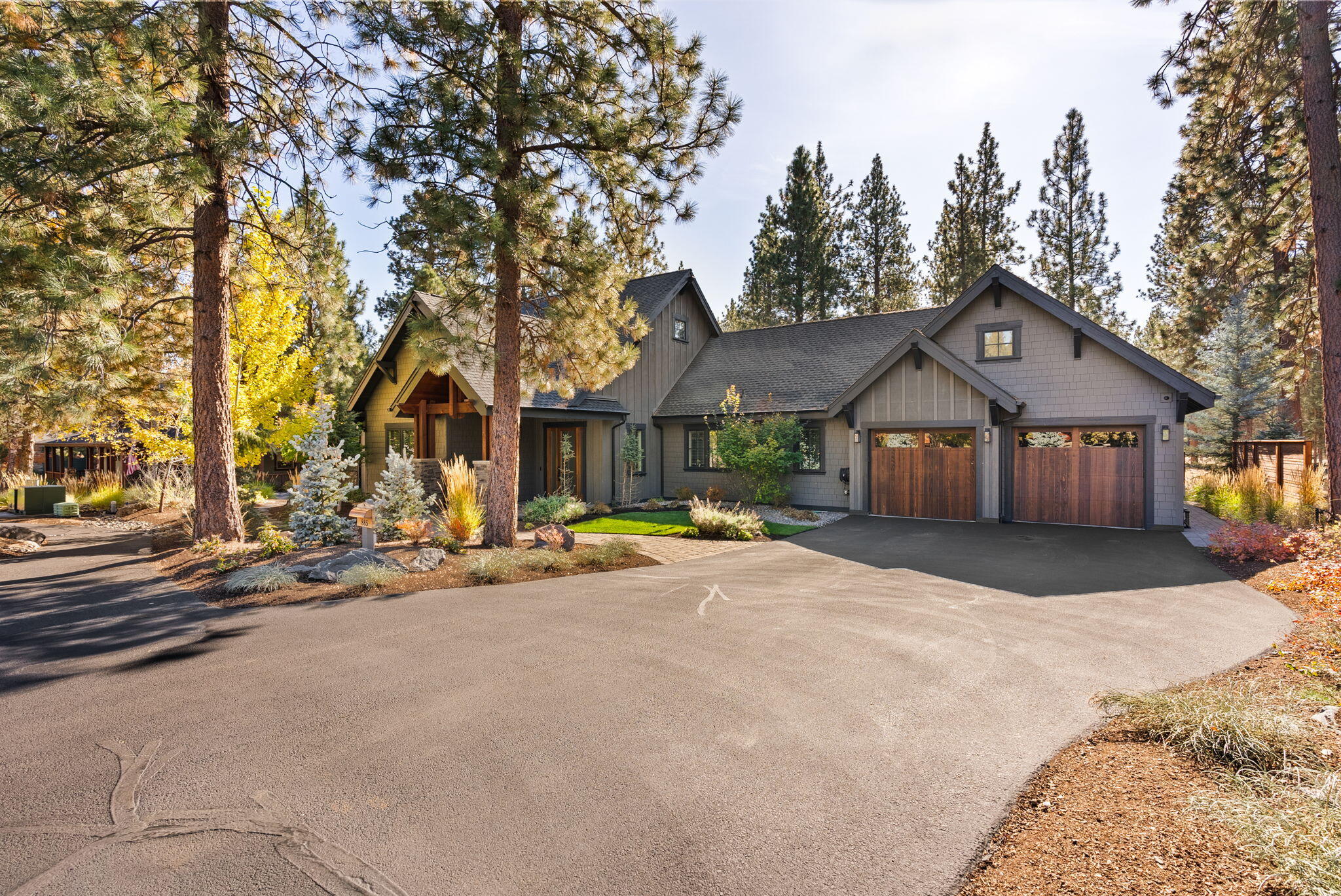 885 E Coyote Springs Road