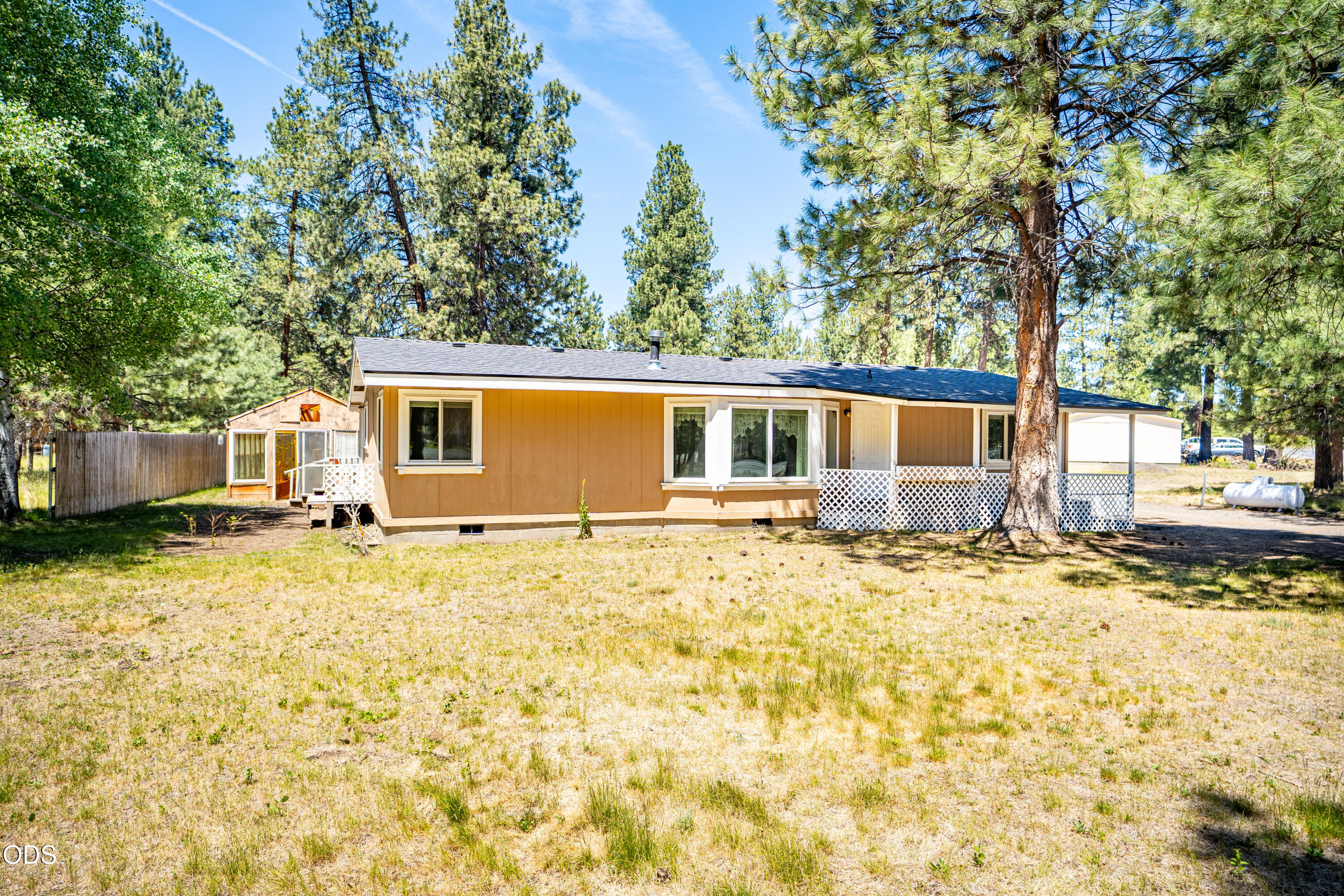 60245 Lakeview Drive