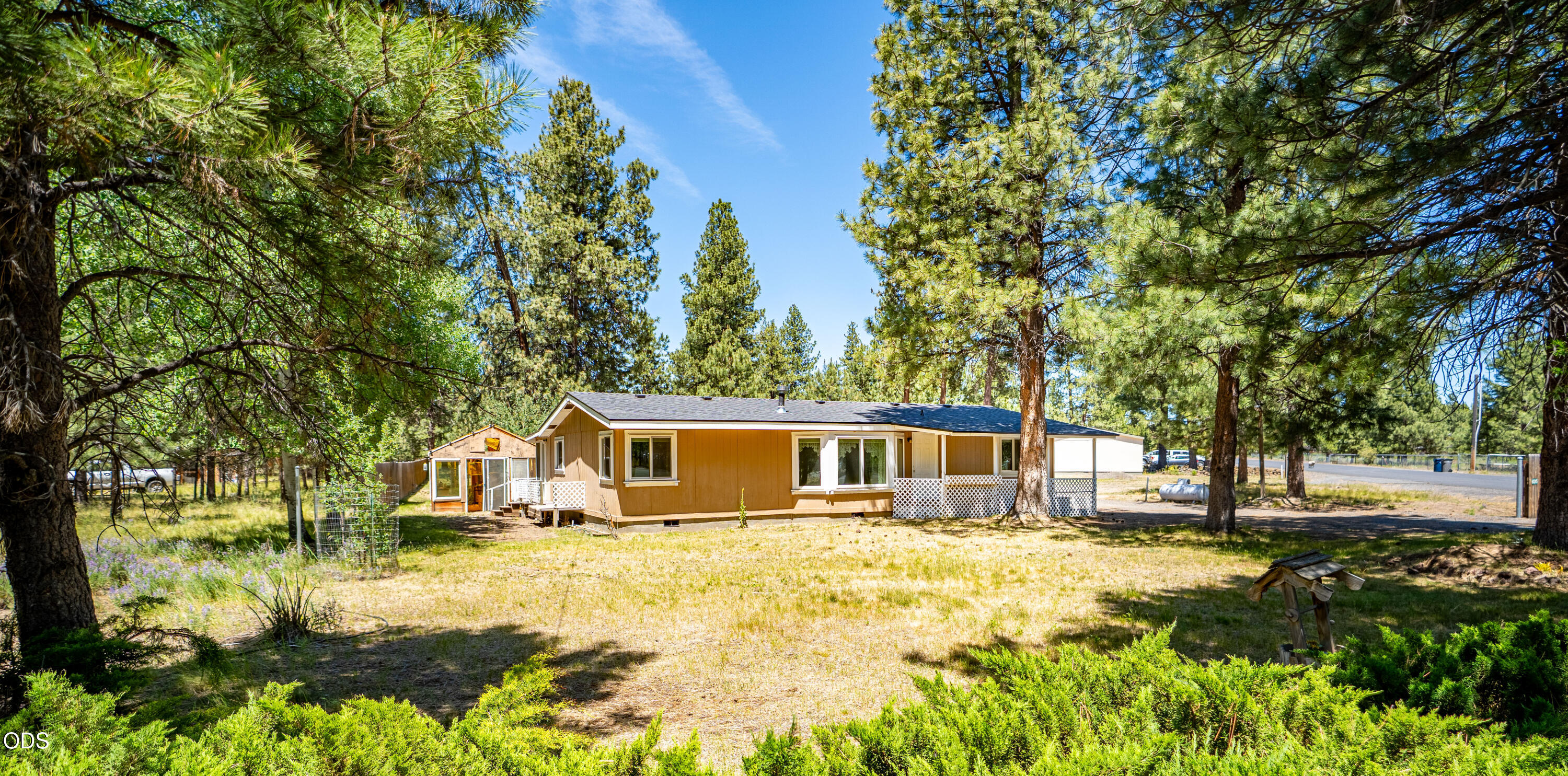 60245 Lakeview Drive