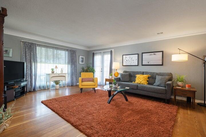 656 SW 13th Street