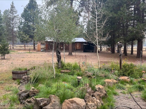 Tiny photo for 52531 Lost Ponderosa Road, La Pine, OR 97739 (MLS # 220228363)