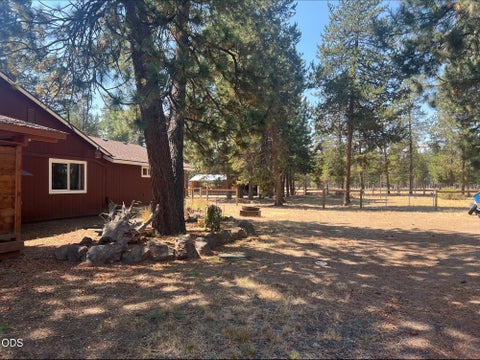 Tiny photo for 52531 Lost Ponderosa Road, La Pine, OR 97739 (MLS # 220228363)