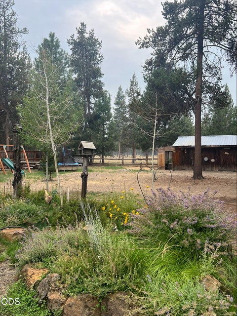 Tiny photo for 52531 Lost Ponderosa Road, La Pine, OR 97739 (MLS # 220228363)