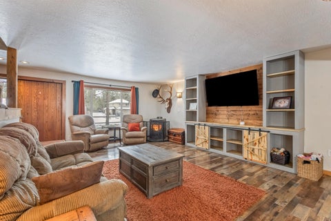 Tiny photo for 52531 Lost Ponderosa Road, La Pine, OR 97739 (MLS # 220228363)