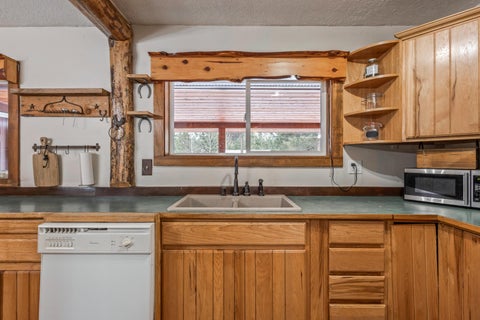 Tiny photo for 52531 Lost Ponderosa Road, La Pine, OR 97739 (MLS # 220228363)