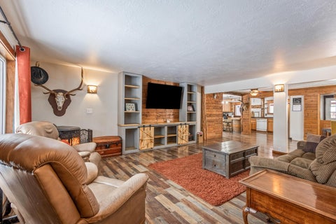 Tiny photo for 52531 Lost Ponderosa Road, La Pine, OR 97739 (MLS # 220228363)