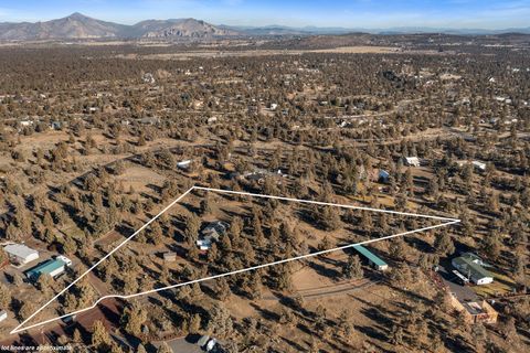 Tiny photo for 5800 NW 66th Lane, Redmond, OR 97756 (MLS # 220213664)