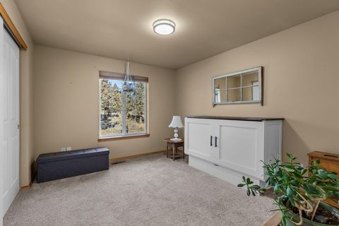 Tiny photo for 5800 NW 66th Lane, Redmond, OR 97756 (MLS # 220213664)