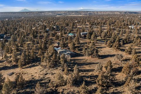 Tiny photo for 5800 NW 66th Lane, Redmond, OR 97756 (MLS # 220213664)