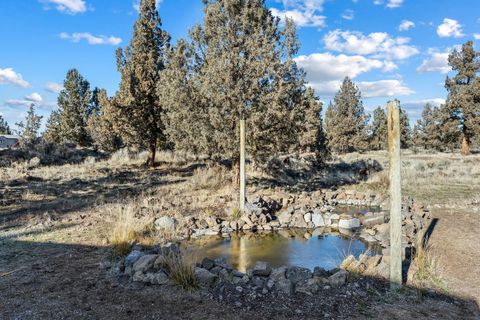 Tiny photo for 5800 NW 66th Lane, Redmond, OR 97756 (MLS # 220213664)