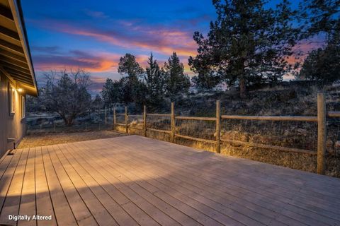 Tiny photo for 5800 NW 66th Lane, Redmond, OR 97756 (MLS # 220213664)