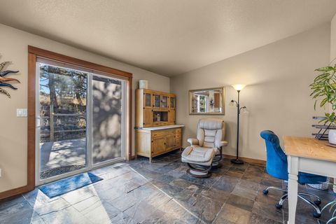 Tiny photo for 5800 NW 66th Lane, Redmond, OR 97756 (MLS # 220213664)