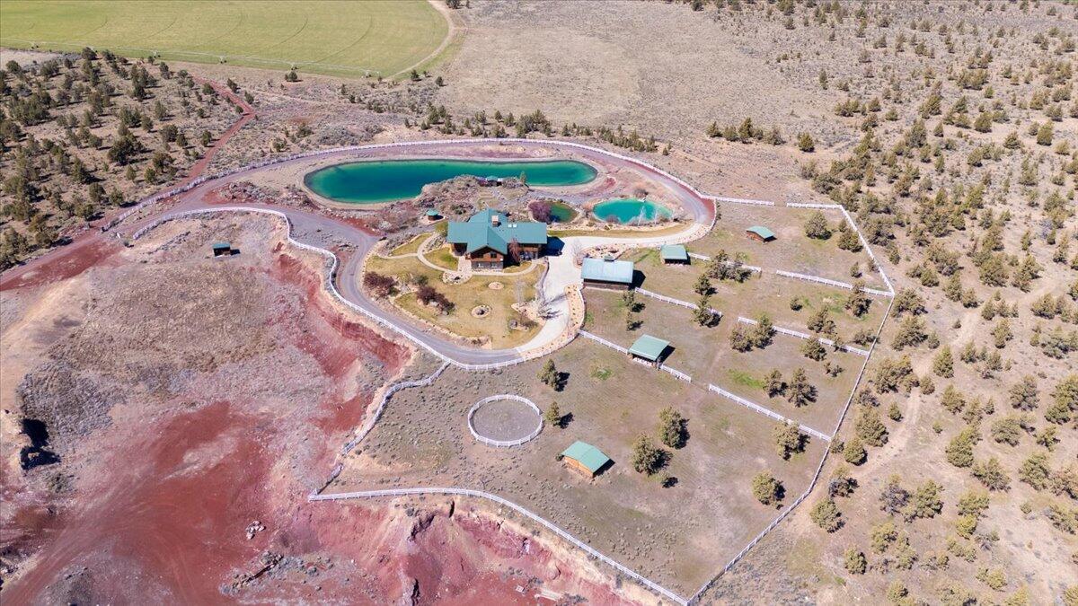 1299 NW McDaniel Road