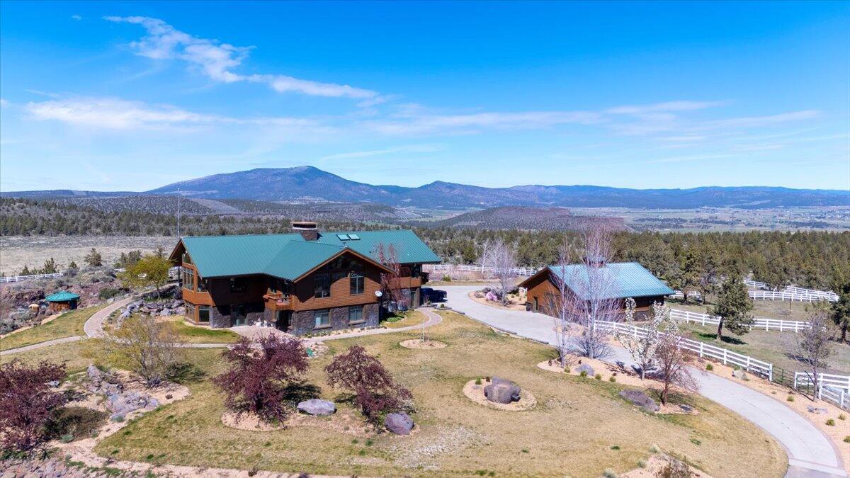 1299 NW McDaniel Road