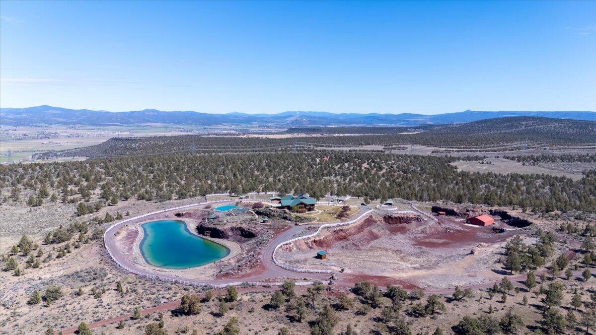 1299 NW McDaniel Road