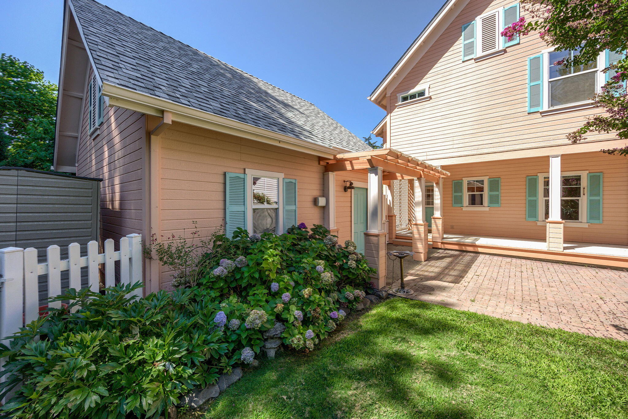 Nunan Square Subdivision - Residential