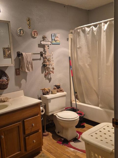 Tiny photo for 406 Sharp Road, Midland, OR 97634 (MLS # 220217407)